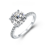 Load image into Gallery viewer, Sophia&#39;s 3.0CT Round Cut Moissanite Ring in Solid Gold
